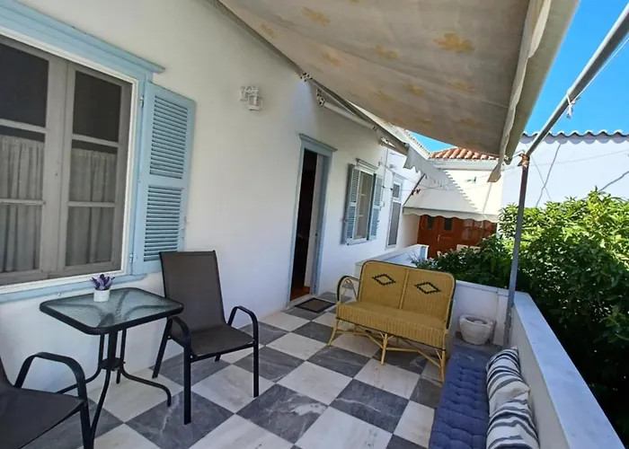 Amaryllis Guest House