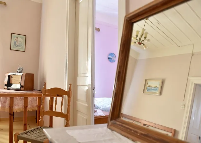 Amaryllis Guest House